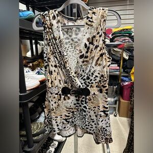 Ladies Sleeveless Top